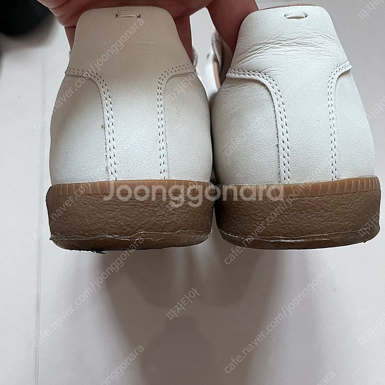 (42)메종마르지엘라 독일군 페인팅 화이트--5