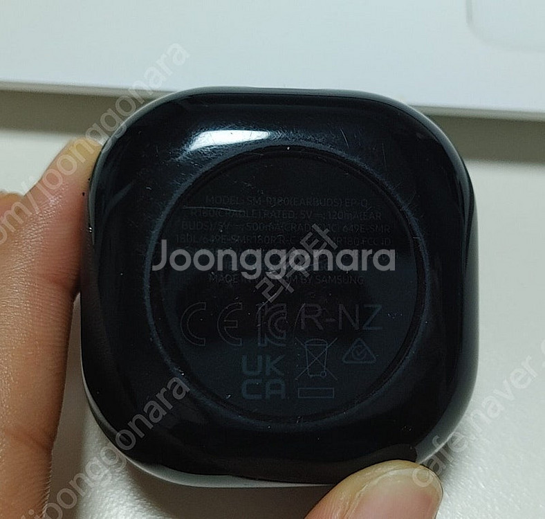 갤럭시 버즈라이브 블랙 왼쪽유닛 정상 오른쪽 고장--0