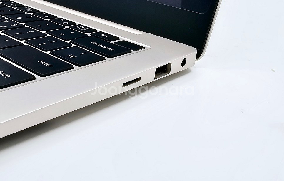 삼성전자 갤럭시북3 프로 14인치 베이지 NT940XF...--4