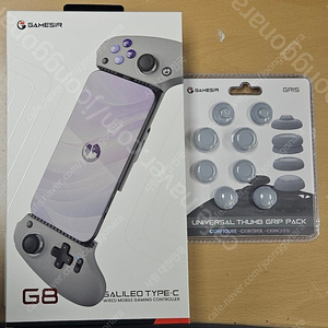 Gamesir G8(국내 정발) + Thumb Grip Pack 팝니다.