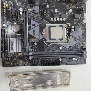 i7 8700, h310m asus메인보드, 32기가 삼성 16x2(3200)