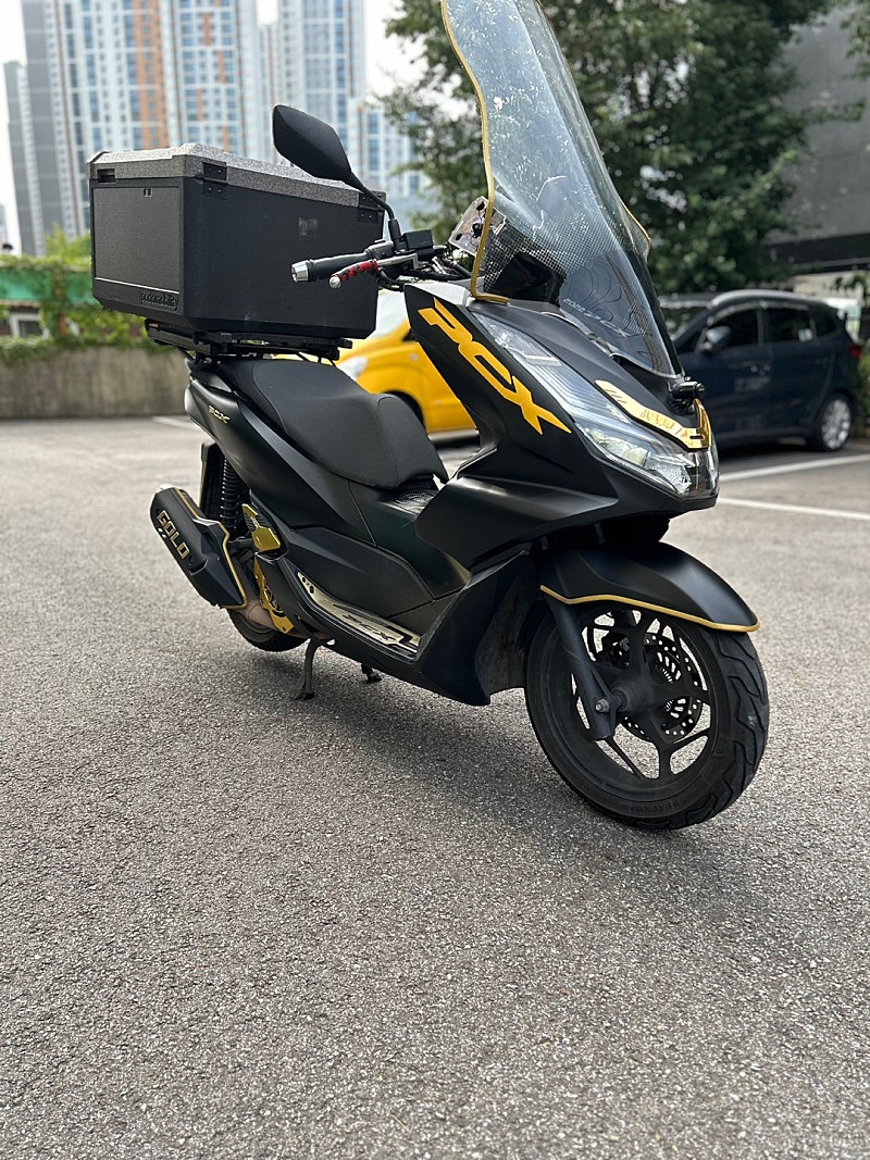 PCX125 22년식 판매합니다