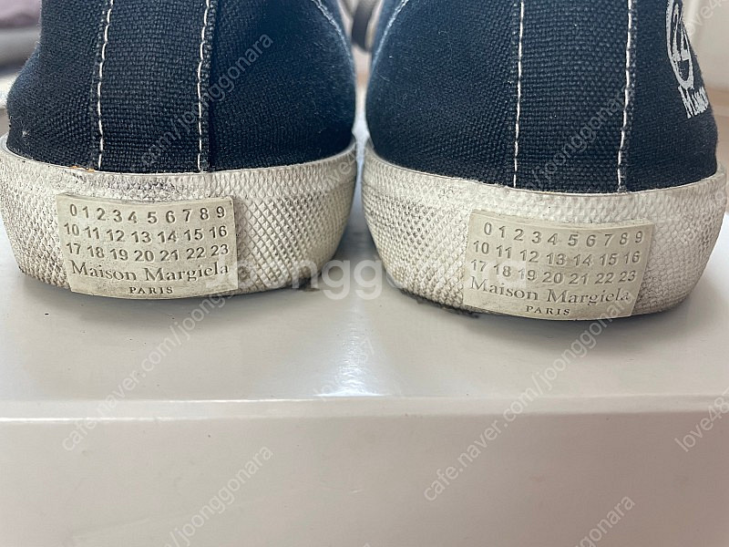 메종 마르지엘라 타비 로우 캔버스 스니커즈 블랙(42.5)--2