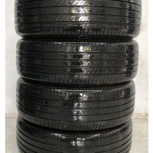 A급 중고타이어 한국타이어 벤투스 S2AS 225/60R18 QM6 싼타페CM