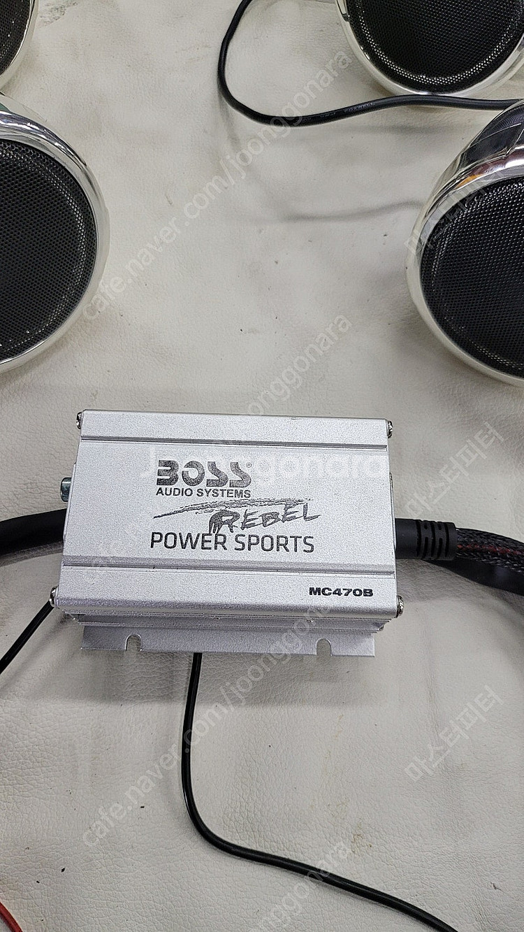 보스스피커 오토바이 블루투스 오디오 세트 판매합니다--1
