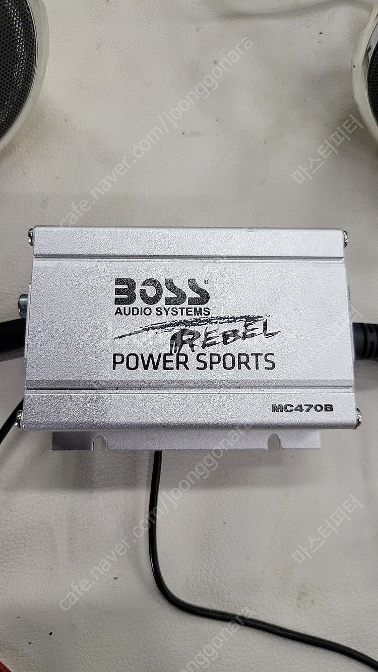 보스스피커 오토바이 블루투스 오디오 세트 판매합니다--2