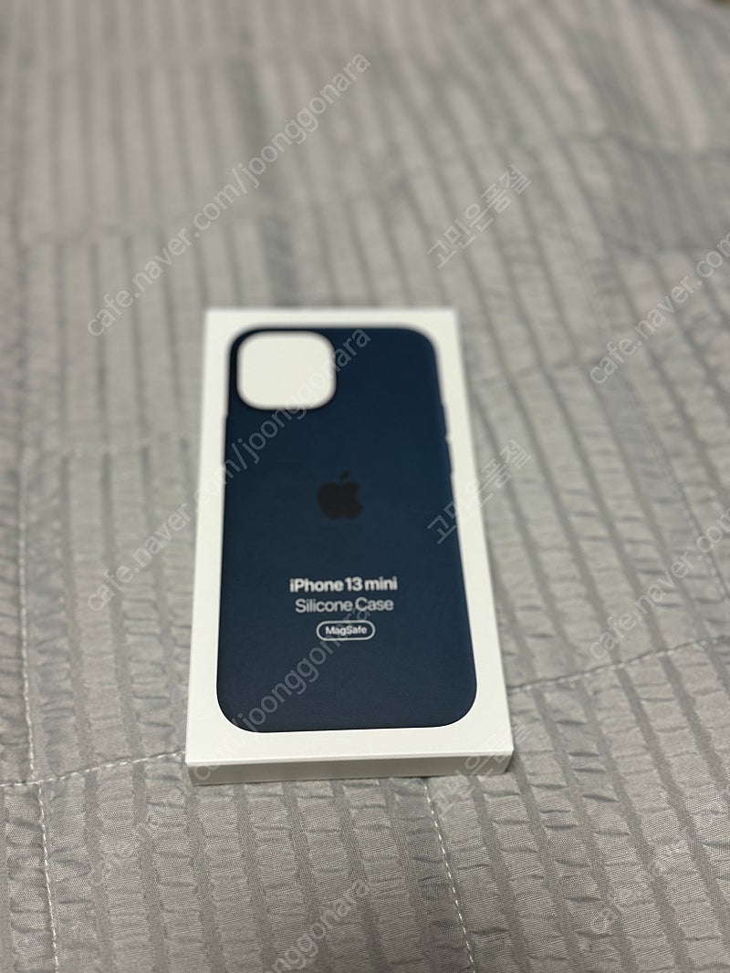 애플 정품 맥세이프 실리콘케이스 아이폰 13 미니 (새상품) / 어비스블루
