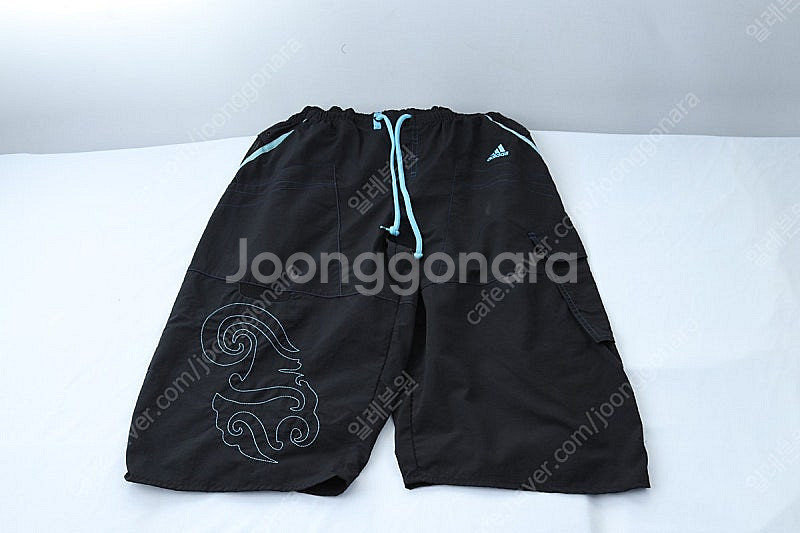 (M) 아디다스 반바지 팬츠 블랙 나일론 밴딩 한정판--1