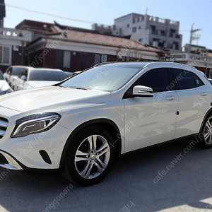 벤츠GLA클래스 X156 GLA200 D 4MATIC@중고차@중고@할부@미필@전액할부@