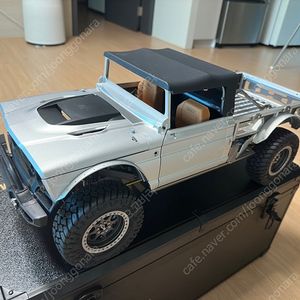 TWOLF의 M715 1:8 RC카 팝니다.