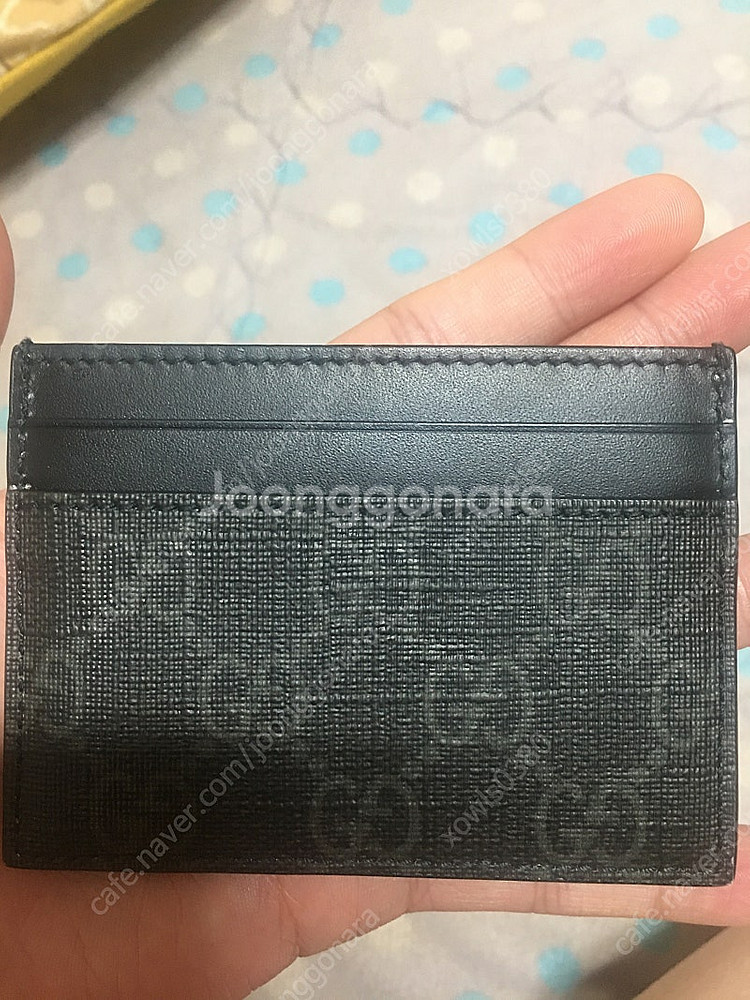 구찌 슈프림카드지갑 팜니다 거이새거--1