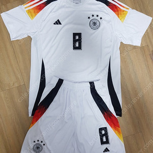 독일 국가대표 크로스 축구 유니폼 상하의양말세트 판매(사이즈 105)