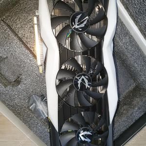 zotac 2080 amp 비흡연 비채굴