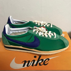 새제품 NIKE VNTG CORTEZ 나이키 빈티지 코르테즈 희귀매물