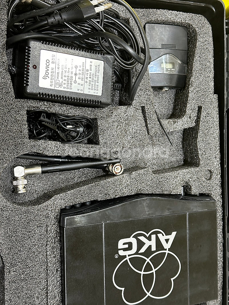 AKG 무선마이크 송수신기 SR400/PT400--7