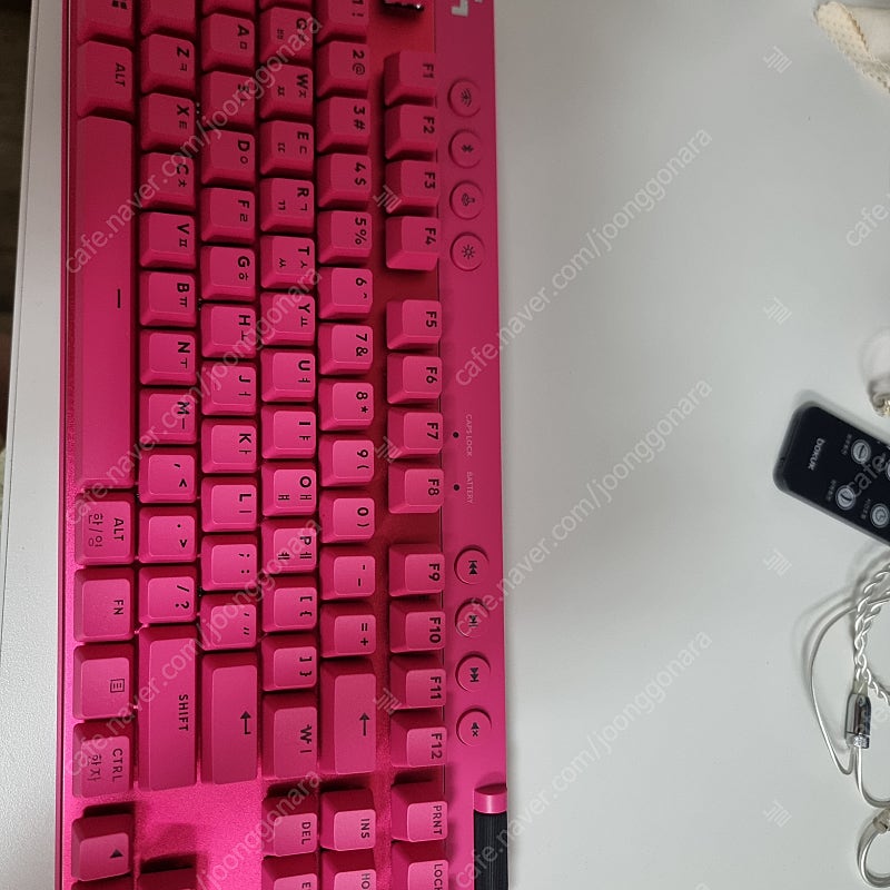 지슈라2 + Gpro X lightspeed 갈축 핑크 세트 팝니다.