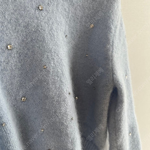 스토프 스와로브스키모헤어 니트 판매합니다 Swarovski Sweater in Italian Kid Mohair_blue