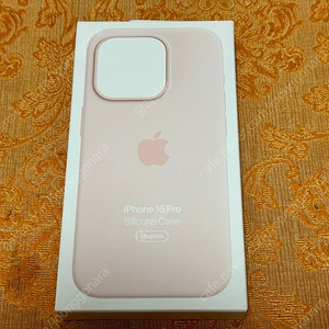 애플 정품 아이폰 15프로 실리콘 케이스 (라이트 핑크) 팝니다