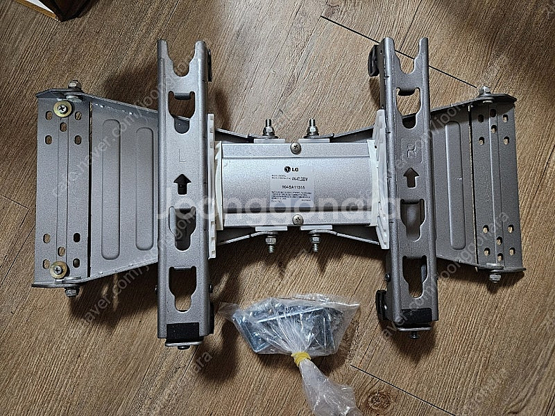 LG TV벽걸이 브라켓 AW-47LG30M--0