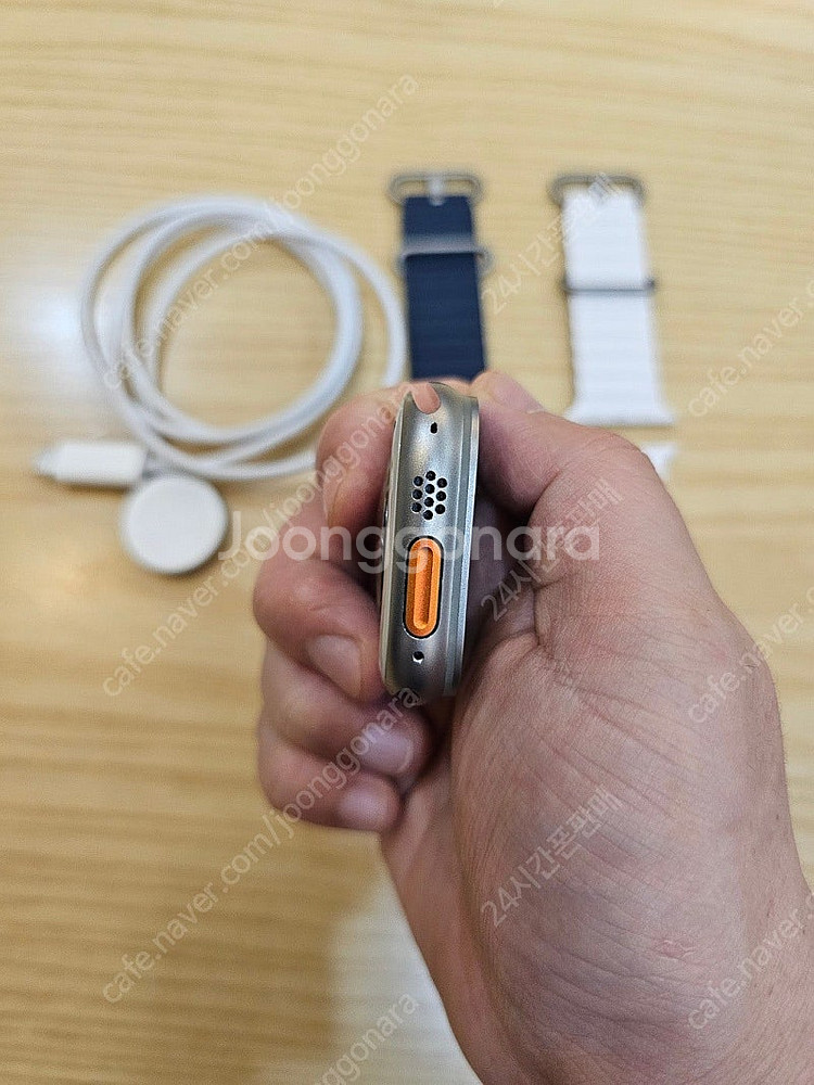 애플워치울트라2 셀룰러49mm 화이트오션밴드판매합니다--2