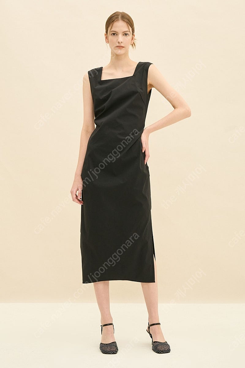 23 타임 드레이프 슬리브리스 드레스(새상품)