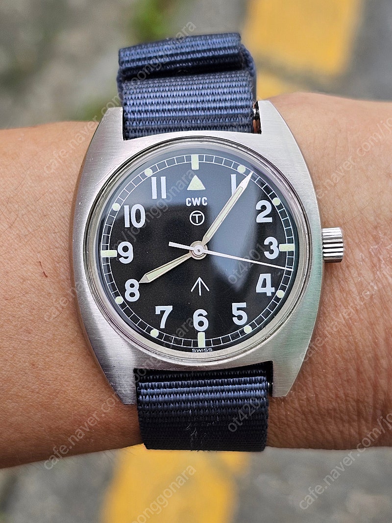 CWC W10 - 1976년식 영국 육군 보급 시계