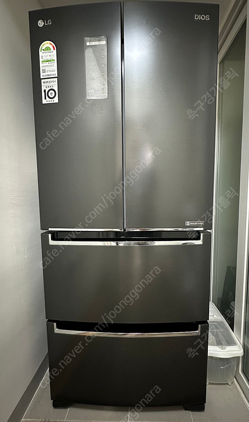LG디오스 김치톡톡 스탠드형 김치냉장고(402 리터)