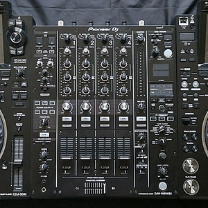 신품급 cdj3000 X 2 , djm900nxs2 셑트 판매 합니다.