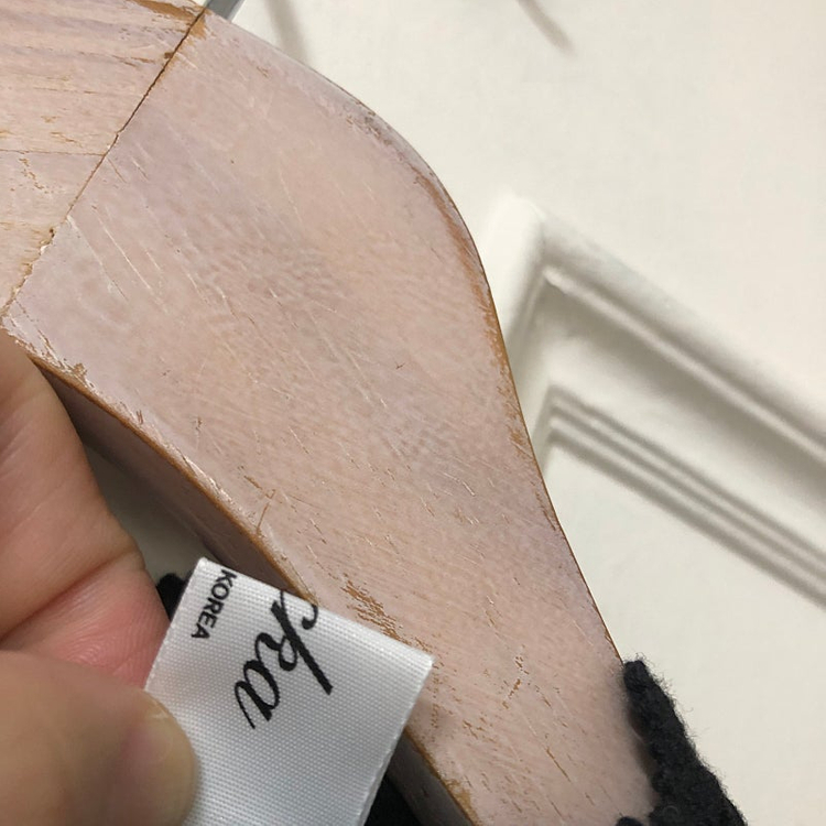 플리카 바스락 셔츠 코튼 벌룬 퍼프 마랑스타일 아일렛 레이스 블라우스 69000원 이미지