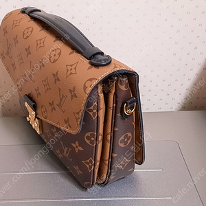 Louis Vuitton Metis Leather Bag 메티스가방