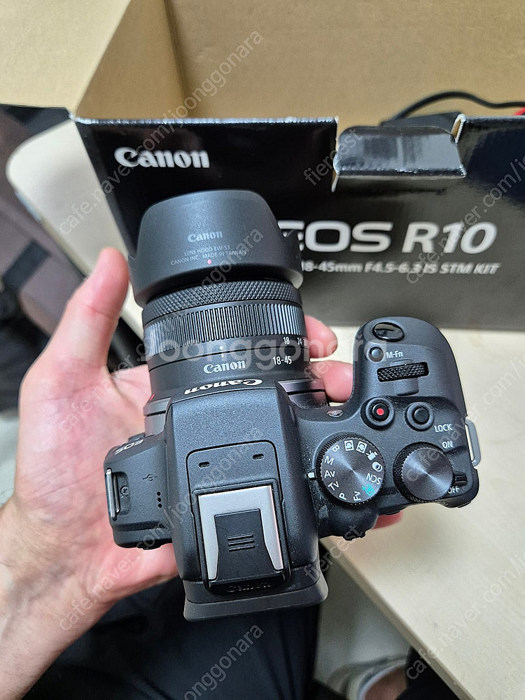 EOS R10 + RF-S 18-45MM--1