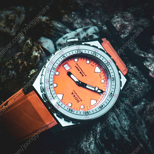 DOXA 독사 sub600t 프로페셔널 팝니다