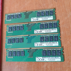 삼성 8g ddr4 2666v 메모리 4장 일괄팝니다