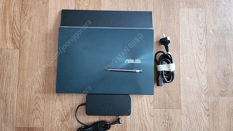 ASUS 젠북 듀오 UX581LV(15.6인치) 판매 - 백만원
