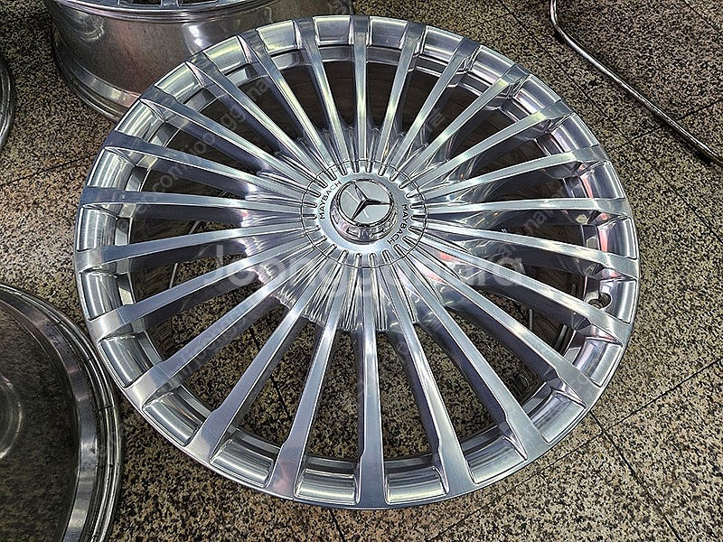 [판매] 벤츠 GLS600 GLS마이바흐 정품 23인치...--3