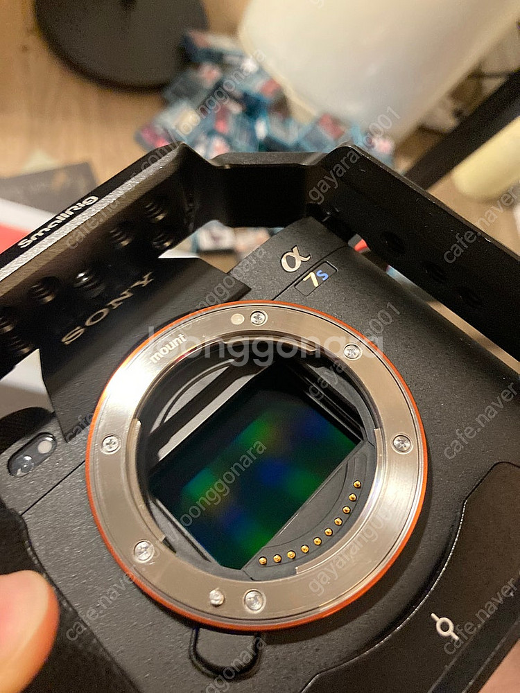 신품급 소니 A7S3 + 케이지 + 배터리 다수 판매합...--1
