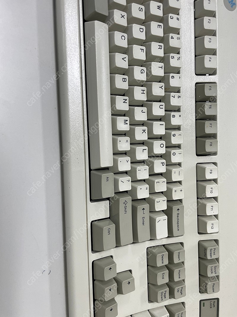 IBM M 기계식 키보드 (P82G2383)