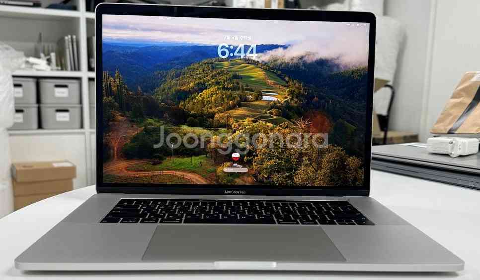 [애플]맥북프로 2019 15인치 i9/16GB/512...--1