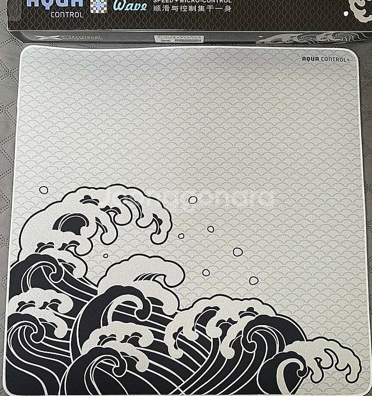 아컨플 웨이브 스톰(화이트) 500X500 사이즈 팝니...--0