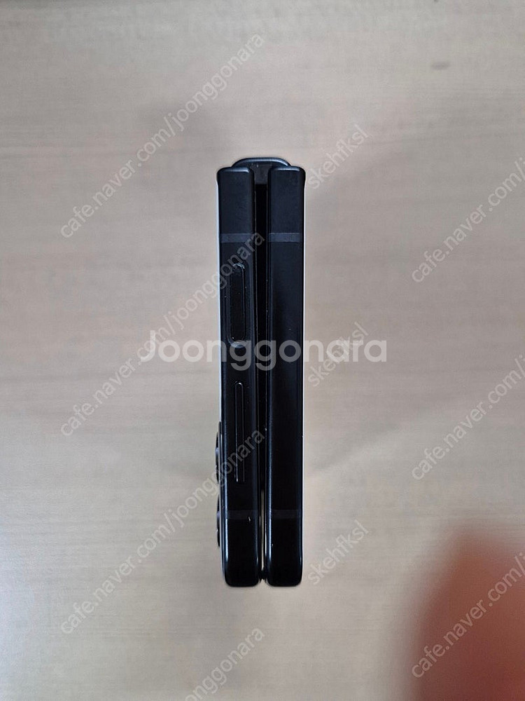 갤럭시 Z플립4 256G 자급제 폰 29만--2
