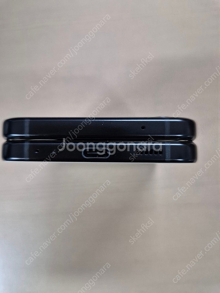 갤럭시 Z플립4 256G 자급제 폰 29만--3