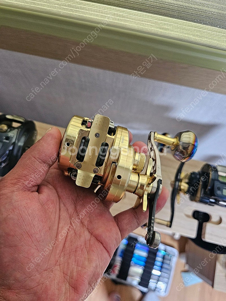 시마노 오시아콘퀘스트 200HG + 리브레 밸런스핸들....--3