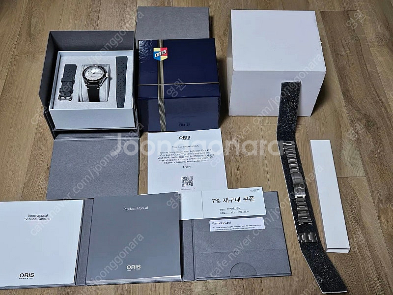 오리스 식스티파이브 소셜클럽 서울 에디션 40mm--0