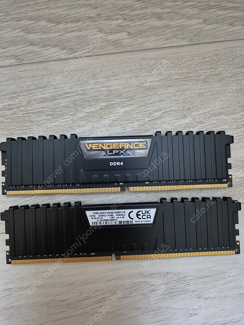 커세어 벤젼스 ddr4 32g