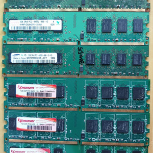 DDR2 PC2-6400U 메모리 9GB (2GBX3, 1GBX3) 일괄 반택포 1만 팝니다.