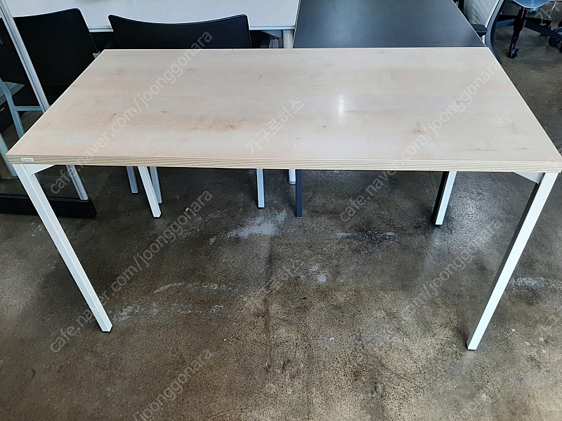 데스커 테이블 (책상)