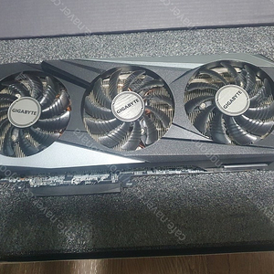 기가바이트 RX 6700XT 게이밍OC 팝니다~~~~~~~~~~~~~~~~~~~~~~~