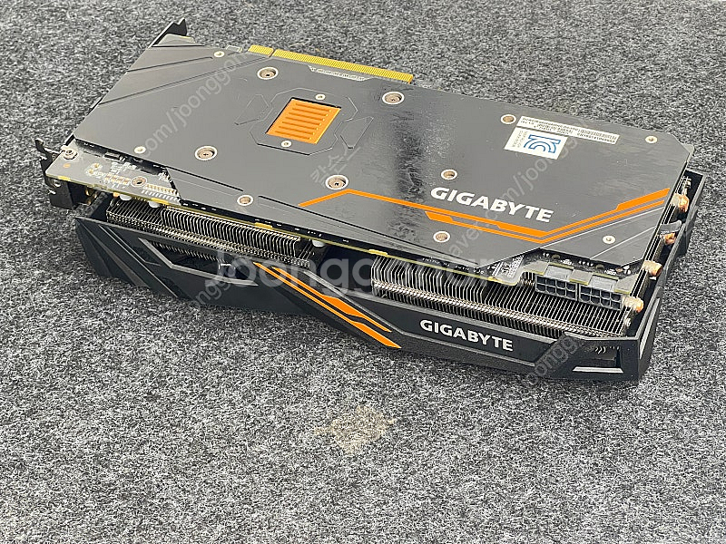 기가바이트 베가 vega 56 oc 버젼 판매--1