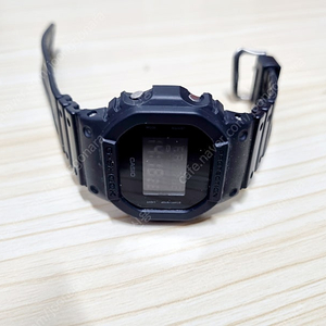 지샥 DW-5600BB