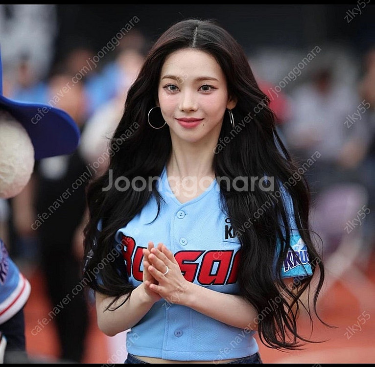 롯데 자이언츠 바다 카리나! 유니폼 판매합니다--1